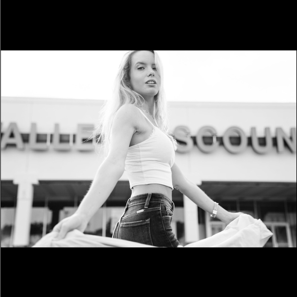 Meet your Posher, Brittney